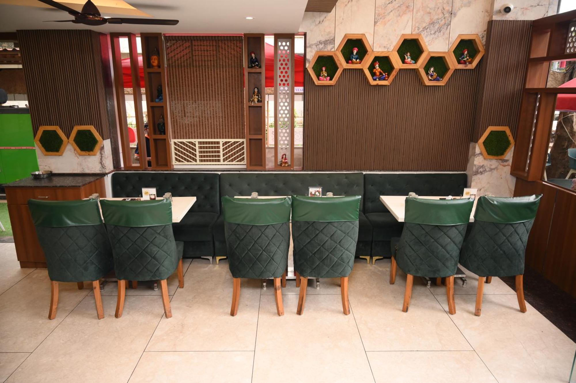 Lemon Wood Suites Pune Luaran gambar