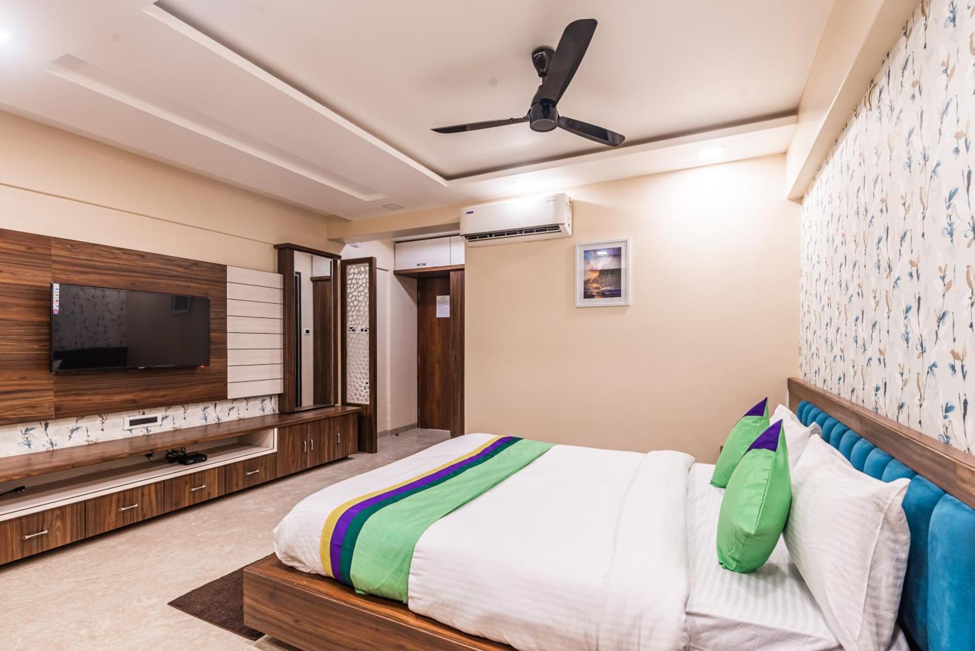 Lemon Wood Suites Pune Luaran gambar