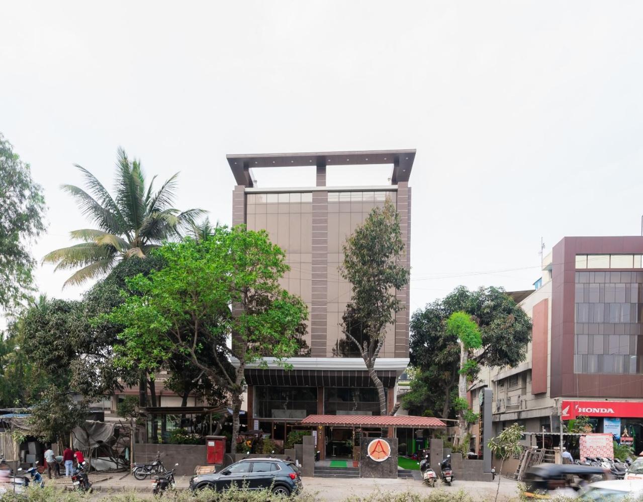 Lemon Wood Suites Pune Luaran gambar